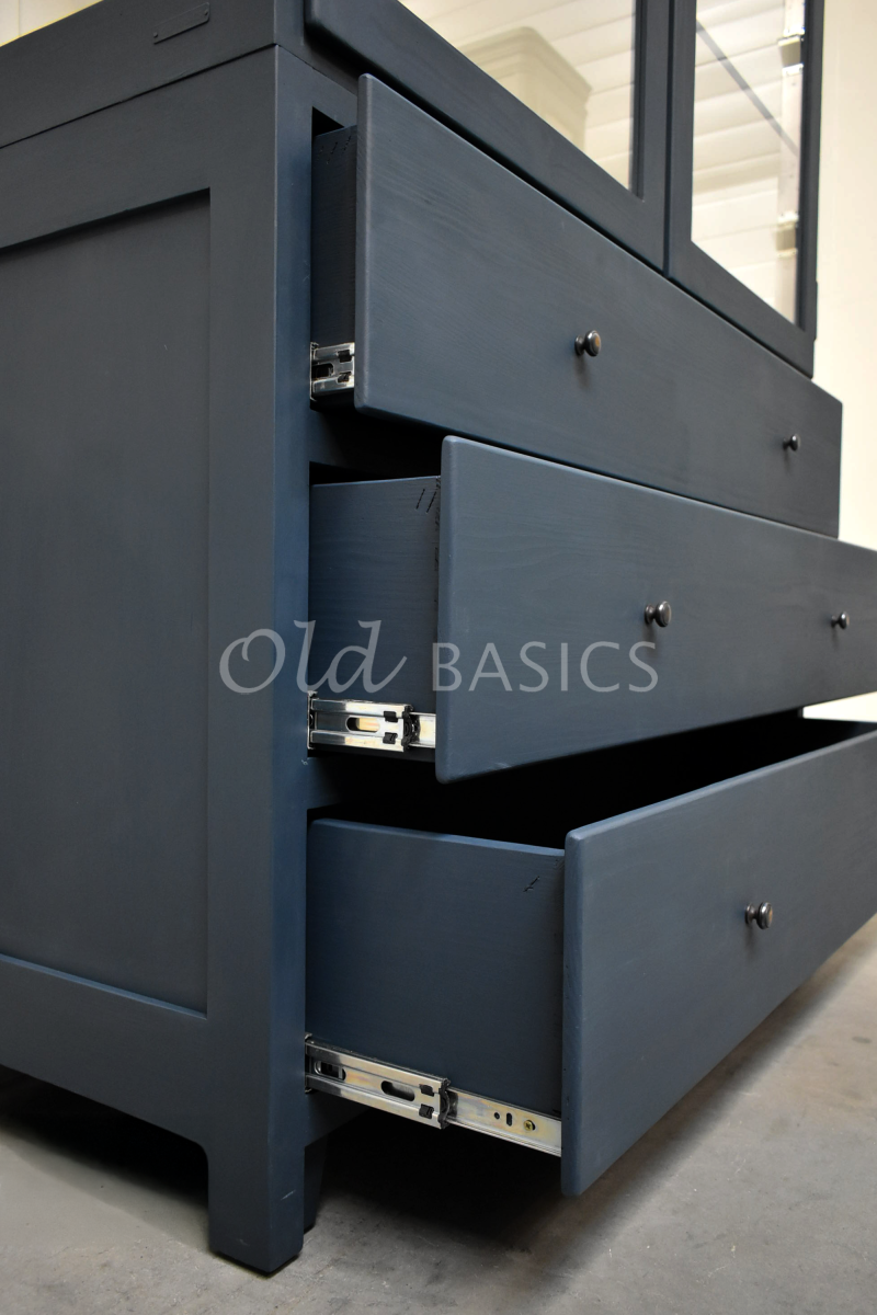 Detail van Vitrinekast Jeanette, 2 deuren, RAL5008, blauw, materiaal hout